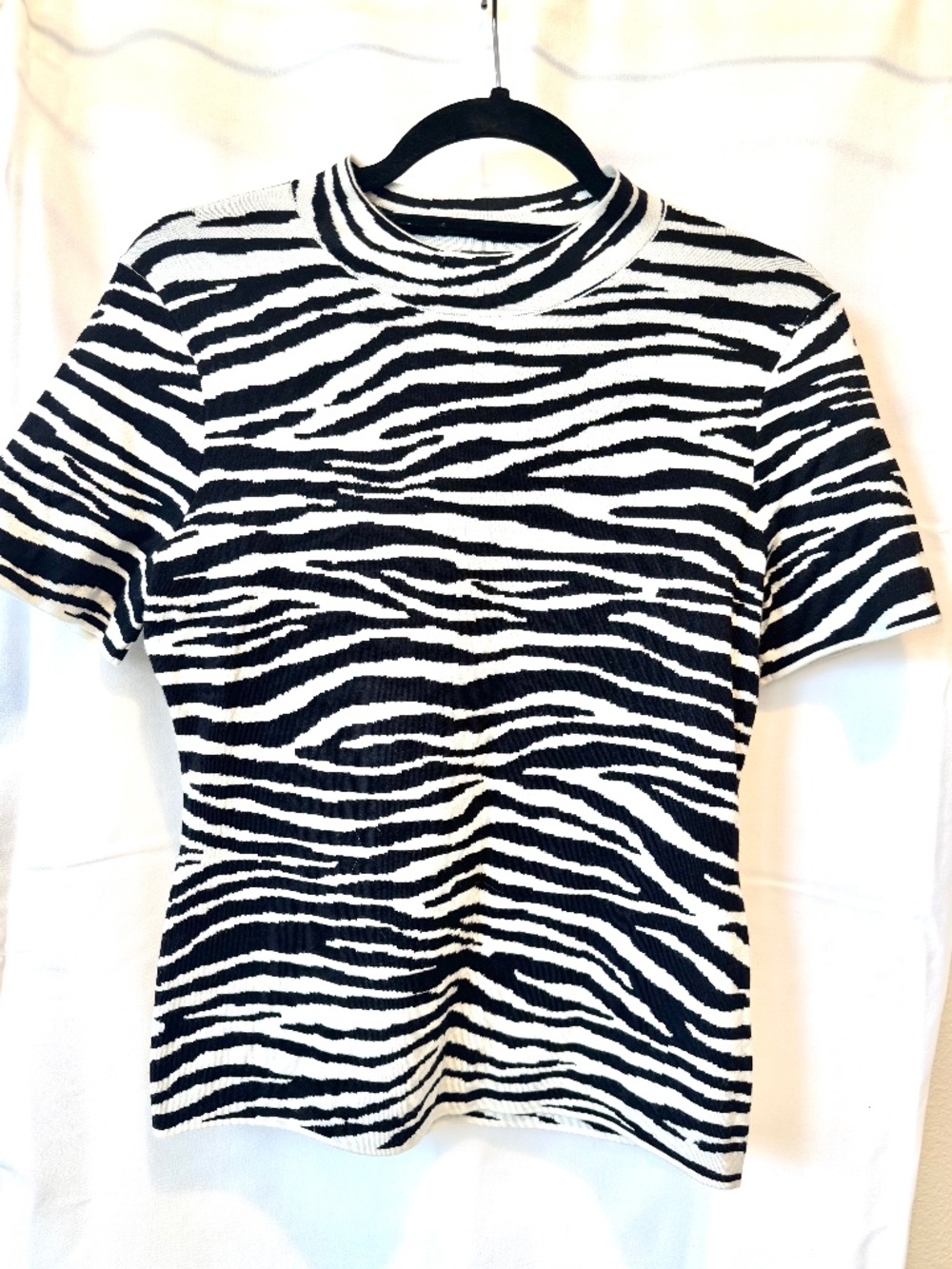 Theory shell, M, black and white animal print